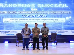 Bapenda Jabar Populerkan Inovasi KiosK Samsat di Rakornas Dukcapil