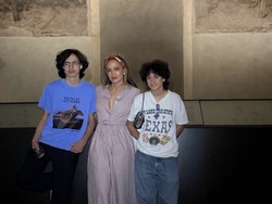 Anak Perempuan Jennifer Lopez Tampil Beda Setelah Ganti Nama Jadi Oskar