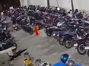 Apes, Wanita Kehilangan Motor di Kota Lama Semarang gegara Remote Keyless Jatuh