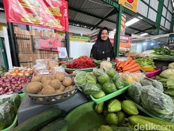 Pedagang Pusing Harga Sayur di Pasar Kota Malang Naik Turun