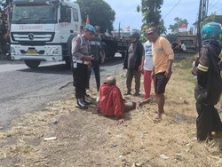 Petani Nira Jembrana Kecelakaan hingga Patah Kaki gegara Terjerat Kabel WiFi