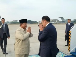 Prabowo Lepas Kepulangan PM Thailand di Halim, Bersalaman dan Salam Hormat