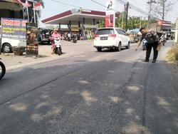Gagal Nyalip, Pemotor Lansia Tewas Tabrakan di Mranggen Demak