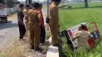 Cerita Motor Tiga Roda Kopdes Nyungsep Sawah: Gas Nyangkut!