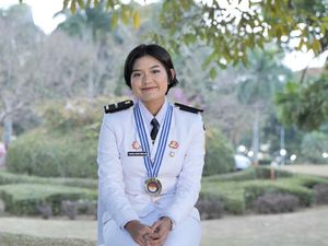 Wujudkan Mimpi Sang Ayah, Ini Kisah Anak Batam Raih Sapta Abdi Praja IPDN