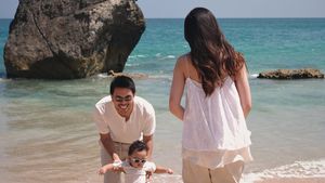 8 Foto Aaliyah Massaid-Thariq Rayakan Anniversary di Sumba Bareng Baby Arash