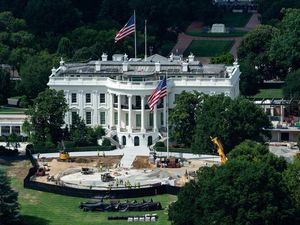 Trump Bangun Helipad Rp 107 M di Gedung Putih, Sekarang Malah Dibongkar Lagi