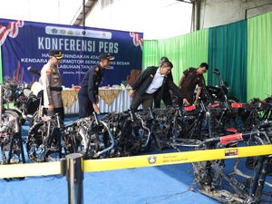 Bea Cukai Gagalkan Penyelundupan Harley Bekas dalam Kontainer dari China