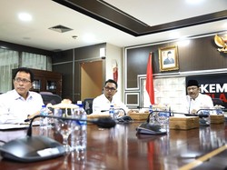 Gus Ipul Tekankan Tiga Prioritas Pengelolaan Sekolah Rakyat