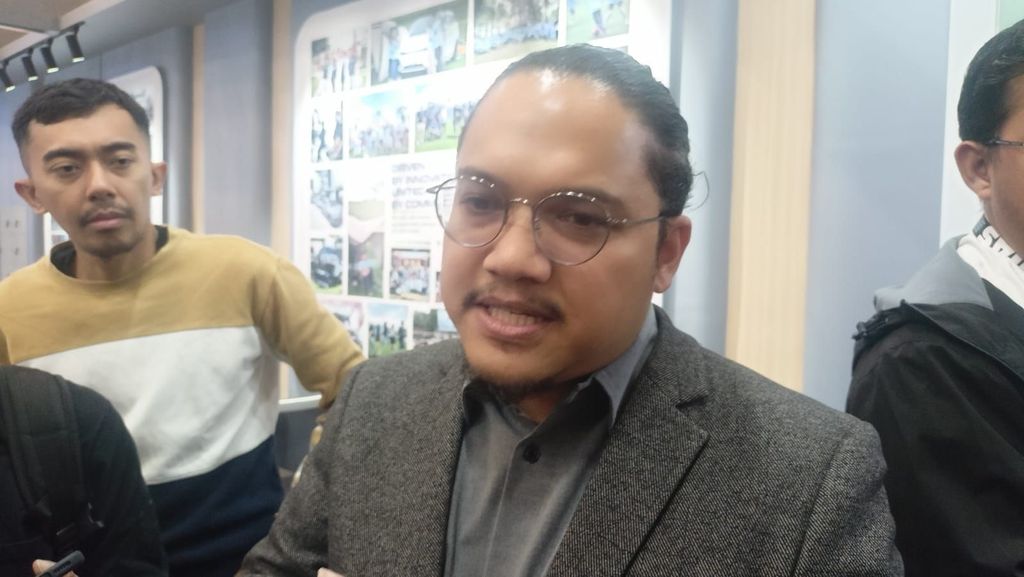 Head of Public and Government Relations PT BYD Motor Indonesia Luther Panjaitan di GIIAS 2026, Rabu (5/8/26). (Dok. BYD)