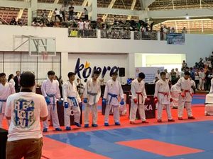 Untag Surabaya Borong 3 Emas dan 8 Perak di Kejurnas Karate 2026