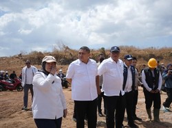 Menteri LH Jumhur Puji Pengelolaan TPA Antang Makassar Jadi Sanitary Landfill