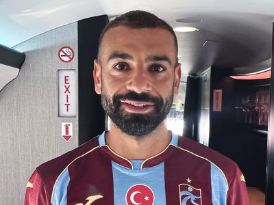 Belum Diresmikan, Mohamed Salah Sudah Berseragam Trabzonspor
