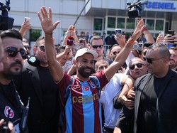 Resmi! Mo Salah Teken Kontrak dengan Trabzonspor