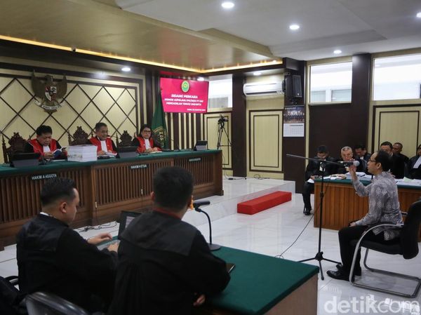 Sidang Banding Nadiem Bergulir, Kuasa Hukum Sebut Banyak Kejanggalan