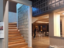 NON by KKDC, Kafe Bergaya Korea-Jepang dengan Permainan Cahaya nan Atraktif