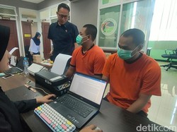 Nyambi Edarkan Sabu, Oknum Pegawai Dishub Gresik Diringkus Polisi