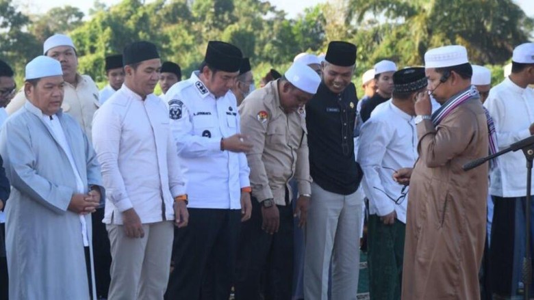 Karhutla Masih Mengancam, Warga Pulang Pisau Salat Istisqa Minta Hujan