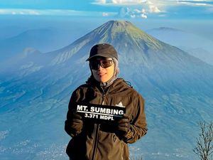 Keren! Ririe Fairus Menantang Adrenalin di Gunung, Laut hingga Air Terjun