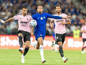 Juventus Solid Redam Chelsea
