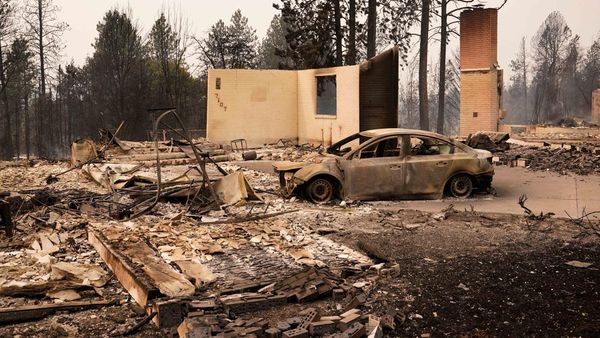 Foto: Permukiman di Washington Tinggal Reruntuhan Usai Kebakaran Hutan
