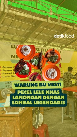 Warung Bu Vesti : Pecel Lele Khas Lamongan dengan Sambal Legendaris 