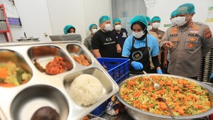 Video: Proses Masak hingga Cuci Ompreng di Dapur MBG Bakal Dipantau AI