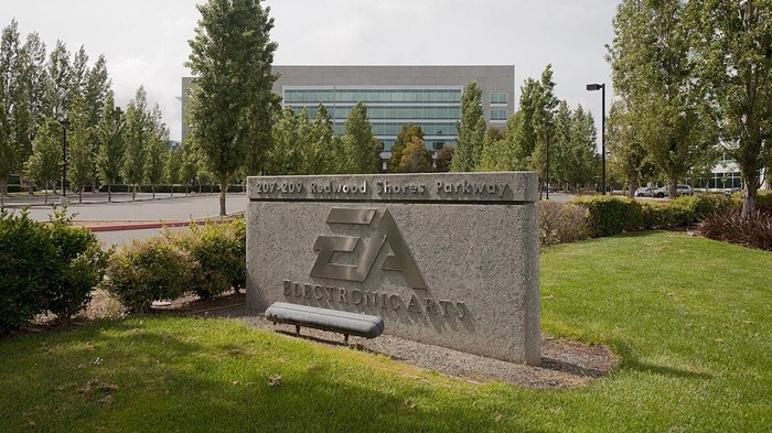 Akuisisi yang dilakukan oleh Arab Saudi terhadap Electronic Arts senilai USD 55 miliar atau sekitar 985 triliun akhirnya rampung. Kini, pemilik mayoritas raksasa video game pemilik EA Sports FC ini ialah Dana Investasi Publik Arab Saudi (PIF).
