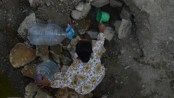 Kemarau di Boyolali, Warga Andalkan Belik Sungai untuk Penuhi Kebutuhan Air