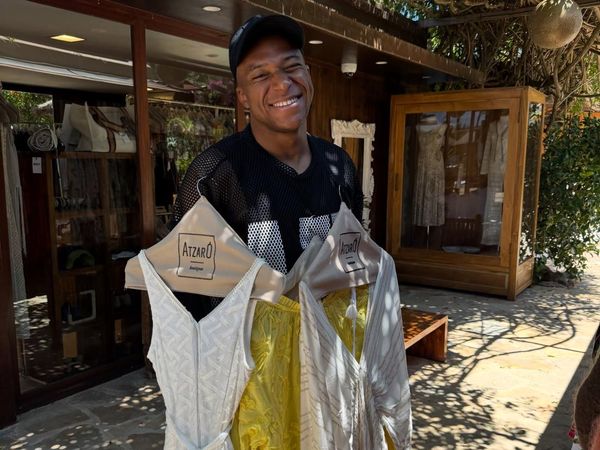 Kylian Mbappe Liburan di Kapal, Eh Ternyata Bareng Ester Exposito