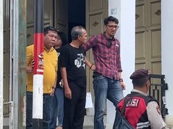KPK Geledah Rumah Orang Kepercayaan Bupati Nonaktif Rejang Lebong