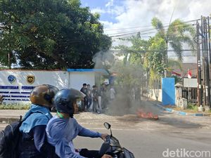 Demo Kantor BPTD NTB, Warga Pertanyakan Proyek Terminal Mandalika Rp 11,5 M