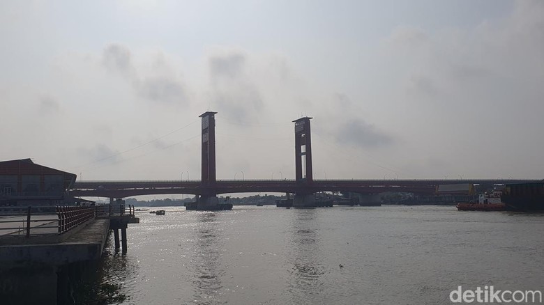 Kualitas Udara Palembang Sempat Berbahaya pada Kamis Dini Hari Imbas Karhutla