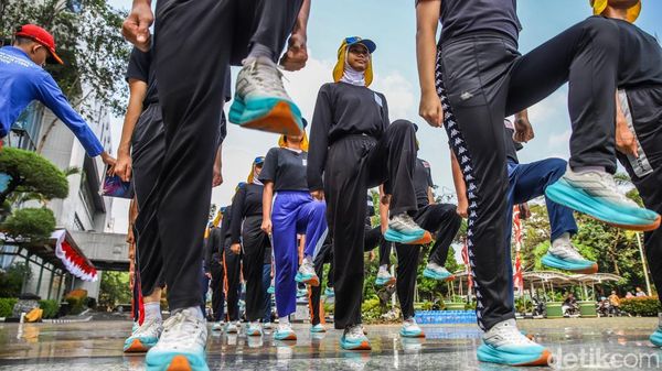 Paskibraka Jakarta Utara Matangkan Latihan Jelang Upacara HUT Ke-81 RI