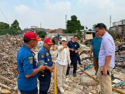 Penjaga hingga Pembuang Sampah di TPS Liar Jaktim Didenda Rp 5 Juta