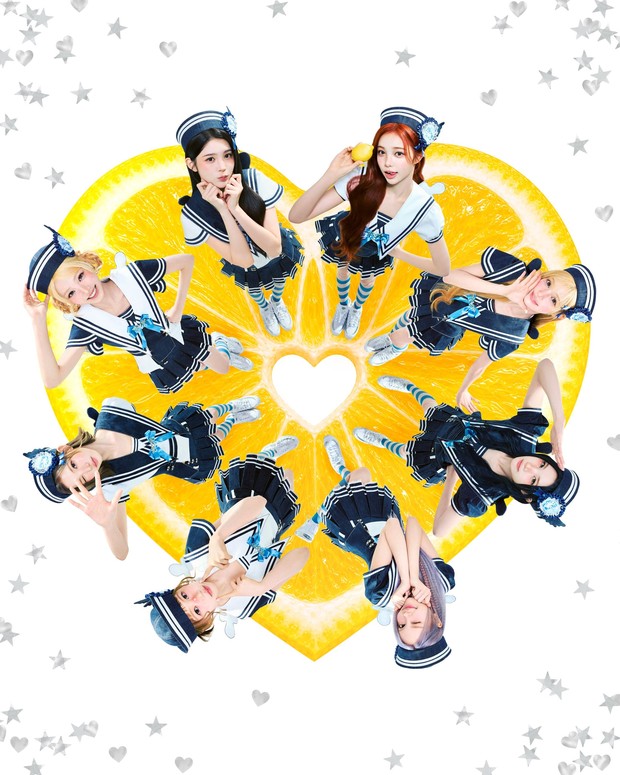NY Music menawarkan hadiah berupa photocard random satu dari delapan anggota Hearts2Hearts untuk setiap penggemar beruntung dalam Fansign & 1:1 Photo Event di Jakarta.
