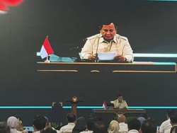 Prabowo Bicara RI Butuh Orang Pintar, Kutip Ucapan Habibie soal 1% SDM Cerdas