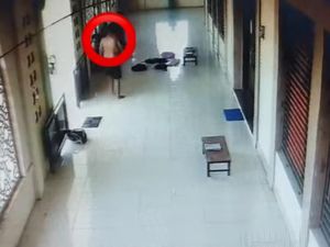Detik-detik Pria Tendang Bocah di Masjid Bone hingga Kepala Dijahit