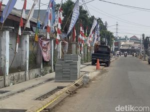 Video: Kondisi Proyek Trotoar Lebar di Depok yang Diprotes Warga