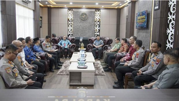 Universitas Palangka Raya Perkuat SDM Polri Lewat Pusat Studi Kepolisian