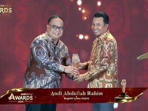 Pemkab Lutra Sabet detiktimur Awards Berkat Pengentasan Kemiskinan Ekstrem