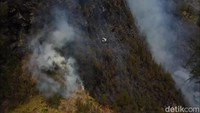 Kebakaran Bromo Belum Jinak, Drone Water Spray Dikerahkan