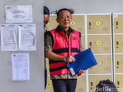 Video: Kejagung Periksa Febrie Adriansyah, Dalami Barang Bukti TPPU