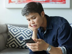 Terus Terpapar Berita Buruk, Begini Cara Mengatasi Cemas Menurut Psikolog