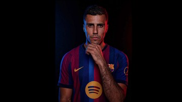 Rodri Dikabarkan Pilih Barcelona, Fans Real Madrid Terbelah di Medsos
