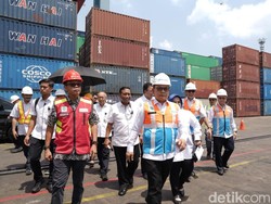 KSP Lepas Ekspor Alumina di Pontianak, Akhiri Hambatan Akibat Tafsir Aturan LTJ