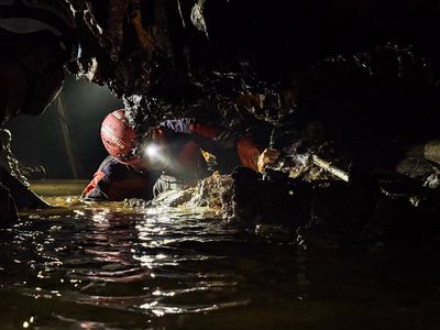 Jaga Pasokan Air Bersih, Relawan Rawat Sumber Air di Gua Keceme Gunungkidul