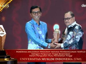 Konsisten UMI Perkuat Mutu Pendidikan Berbuah Penghargaan detikTimur Awards