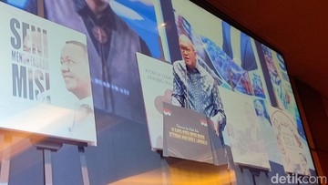 Rosan: Orang Biasanya Luncurkan 1 Buku, Bahlil Langsung 10!