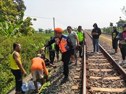 Nenek 81 Tahun Tewas Tertabrak KA Barang di Grobogan